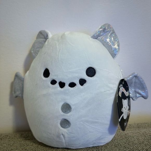 Squishmallows Other - 🇺🇸 NWT 8" SNOWMAN ⛄️ EMILY BAT SQUISHMALLOW SELECT SERIES